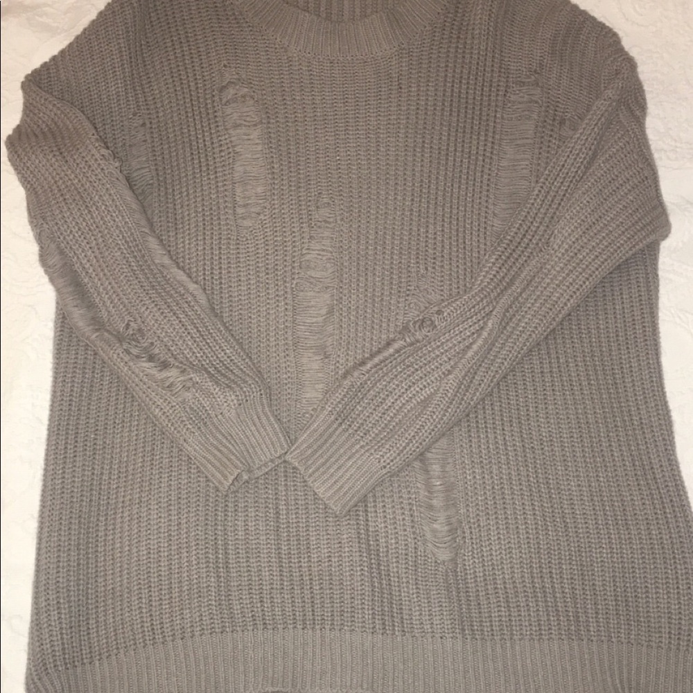 Altair’s State distressed sweater